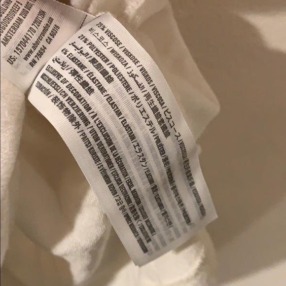 Abercrombie and Fitch Soft blend logo tee - Picture 4 of 4